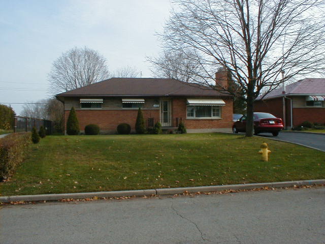 122 Mark St.jpg